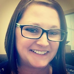 Meet your Posher, Pam